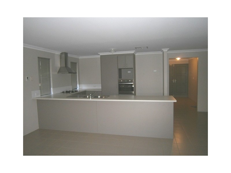 9 Wildfinch Street, Beeliar WA 6164