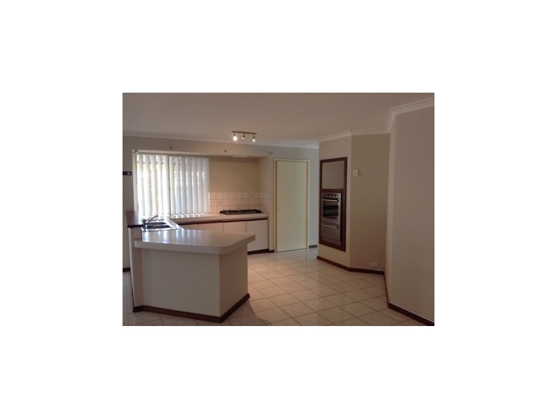 15 Rapania Rise, Yangebup WA 6164