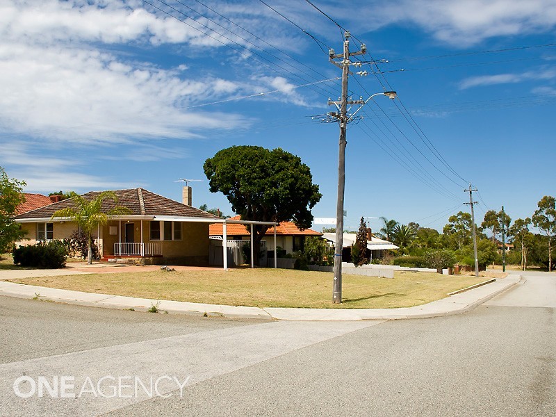 1 Brindle Street, Coolbellup WA 6163