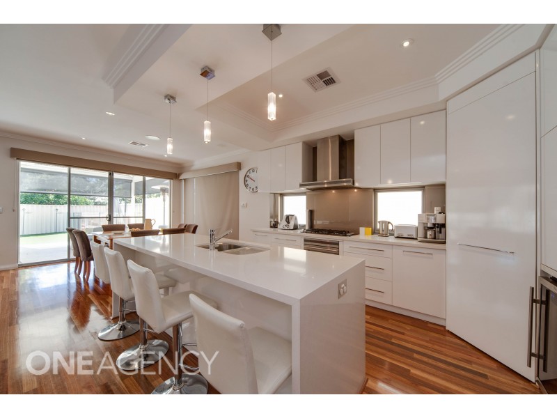 22 Mt Henry Road, Salter Point WA 6152