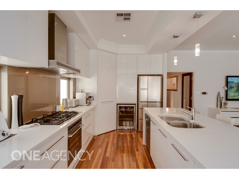 22 Mt Henry Road, Salter Point WA 6152