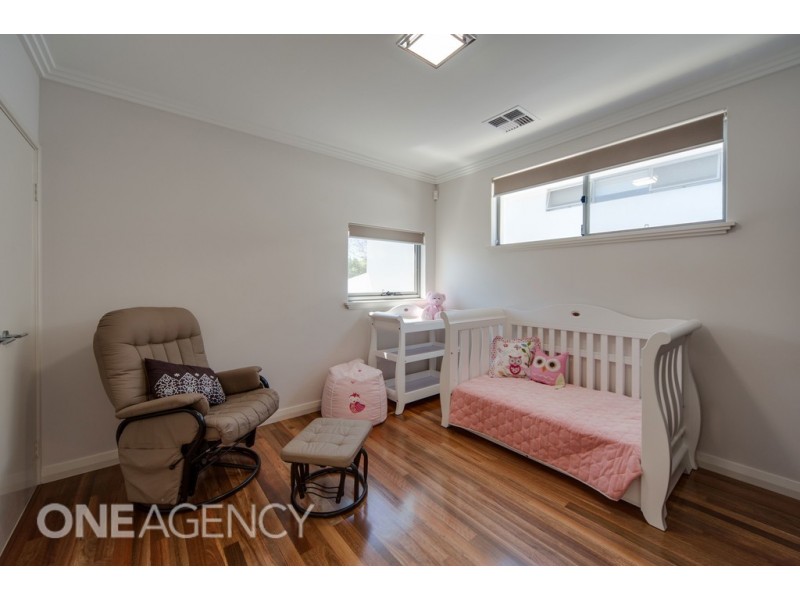 22 Mt Henry Road, Salter Point WA 6152