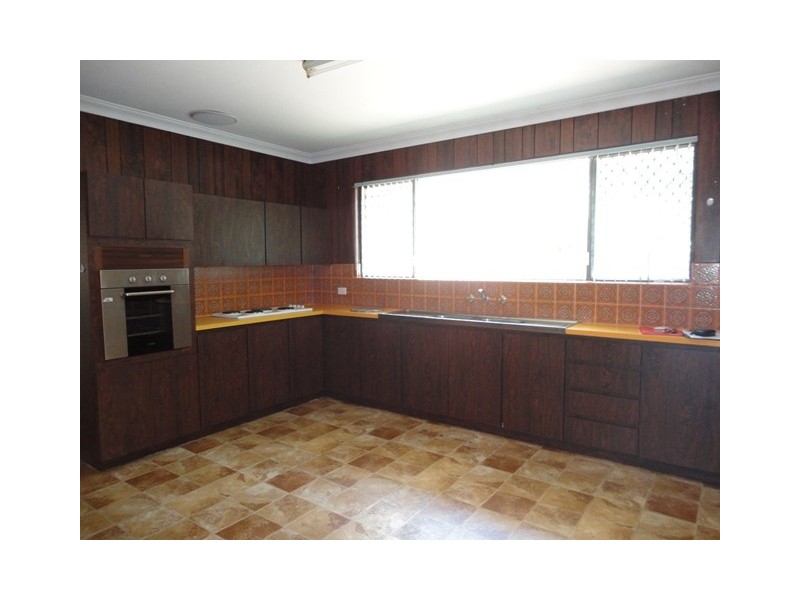 15 Gurney Road, Spearwood WA 6163