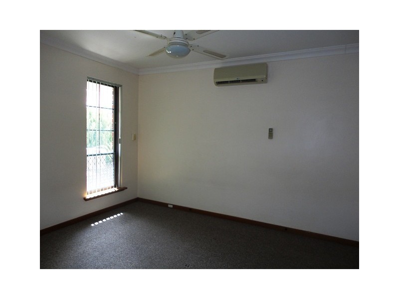 15 Gurney Road, Spearwood WA 6163