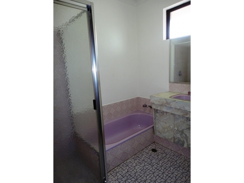 15 Gurney Road, Spearwood WA 6163