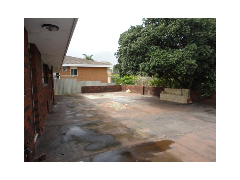 15 Gurney Road, Spearwood WA 6163