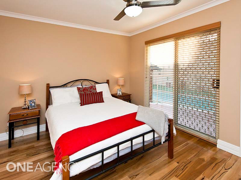 27 Longreach Parade, Coogee WA 6166