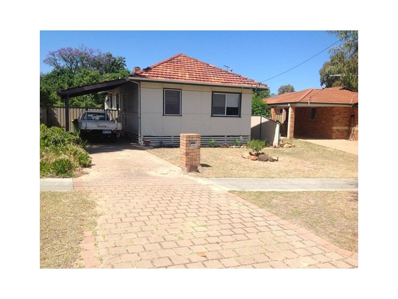 7 Holmes Place, Hilton WA 6163