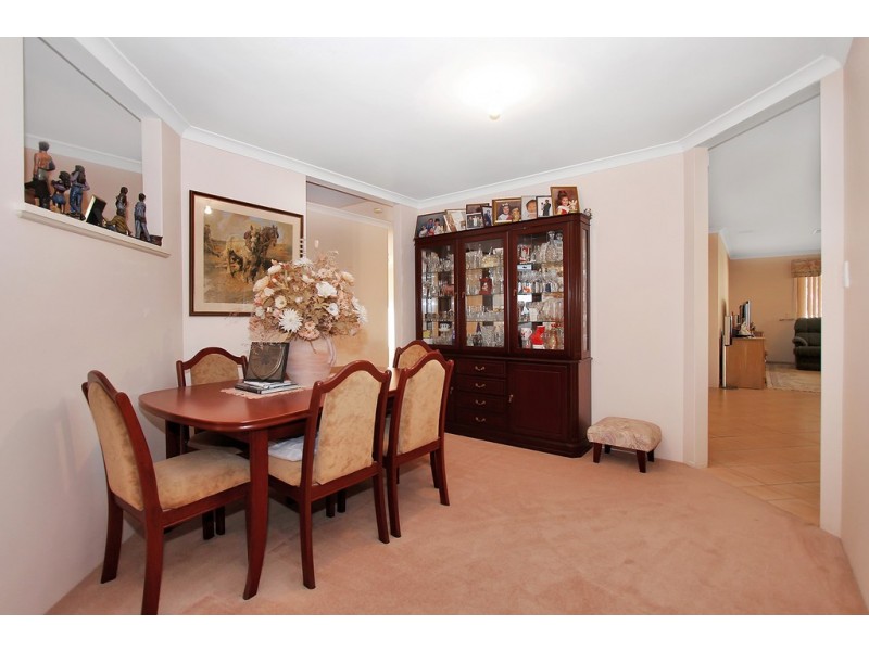 10 Sherbrooke Gardens, Bibra Lake WA 6163