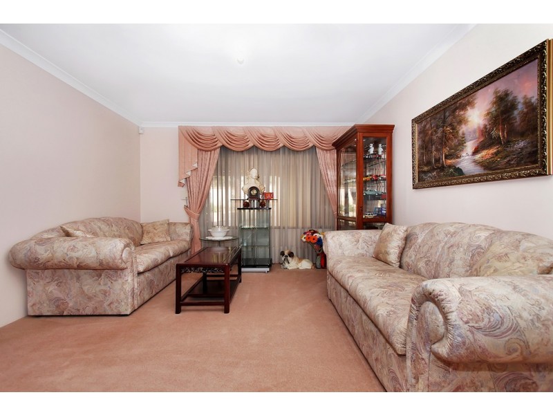 10 Sherbrooke Gardens, Bibra Lake WA 6163