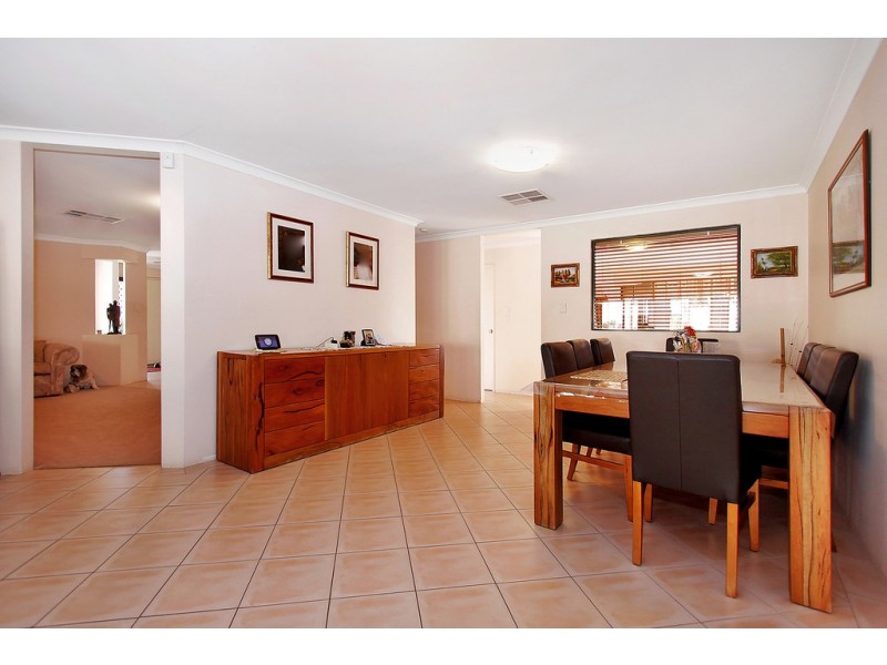 10 Sherbrooke Gardens, Bibra Lake WA 6163