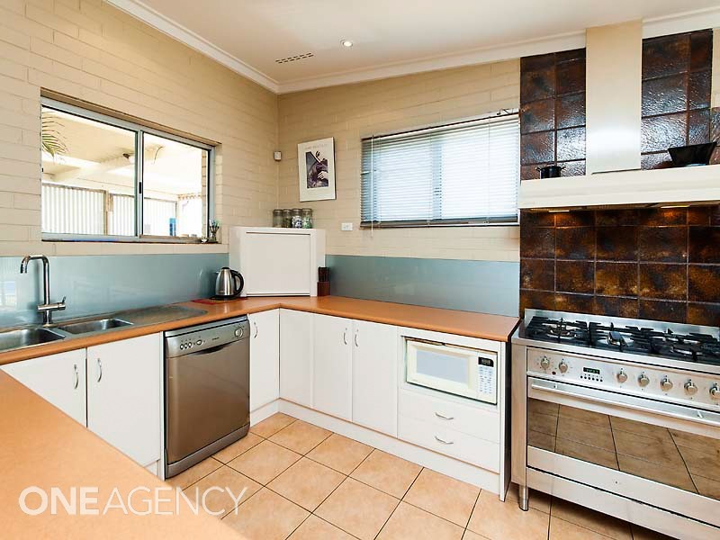 1 Graham Street, Spearwood WA 6163