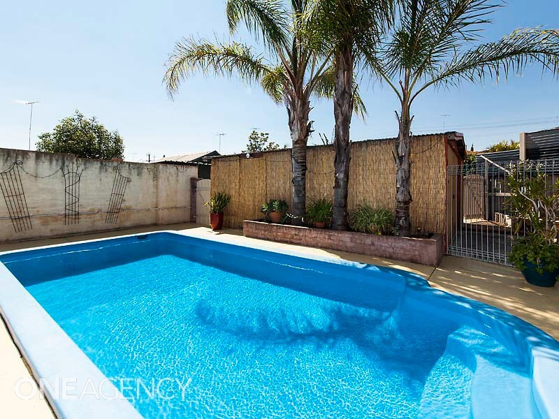 1 Graham Street, Spearwood WA 6163
