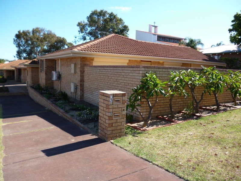 2/8 Hammad Street, Palmyra WA 6157