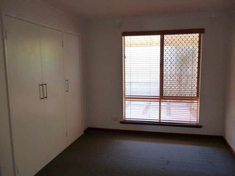 2/8 Hammad Street, Palmyra WA 6157