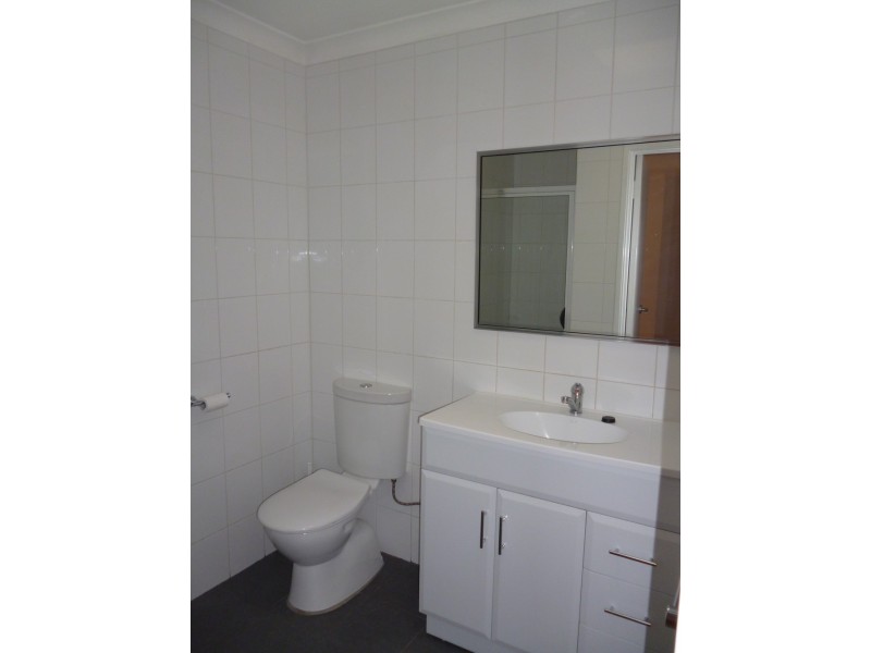 2/8 Hammad Street, Palmyra WA 6157