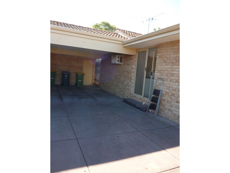 2/8 Hammad Street, Palmyra WA 6157