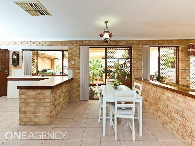 9 Moresby Close, Bibra Lake WA 6163