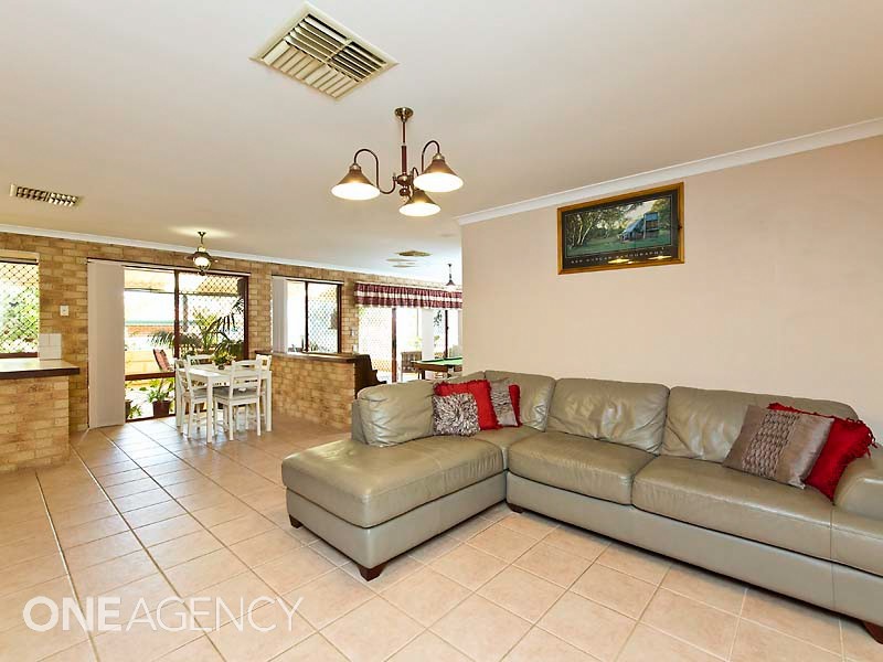 9 Moresby Close, Bibra Lake WA 6163