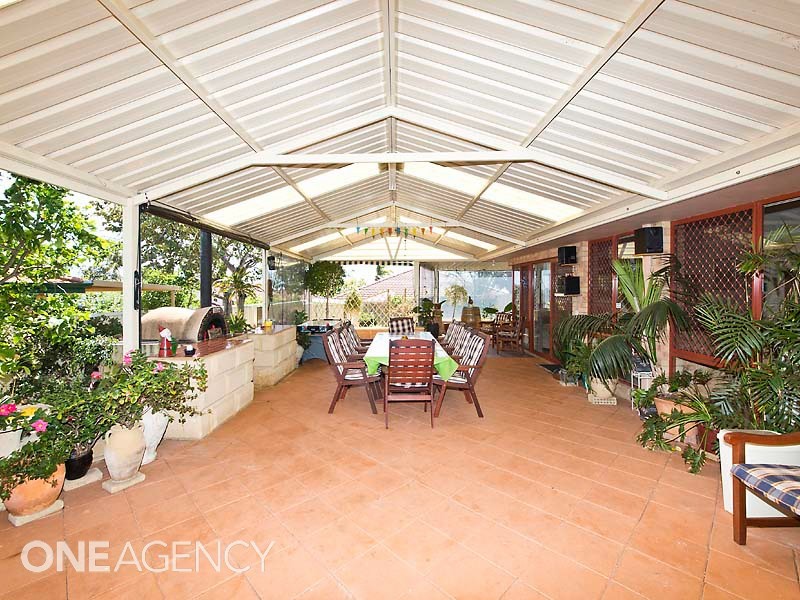 9 Moresby Close, Bibra Lake WA 6163