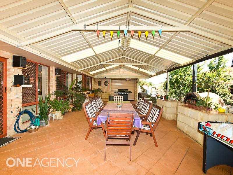 9 Moresby Close, Bibra Lake WA 6163