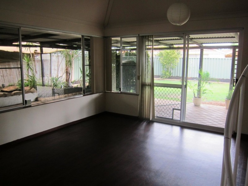 3 Lipton Mews, Atwell WA 6164