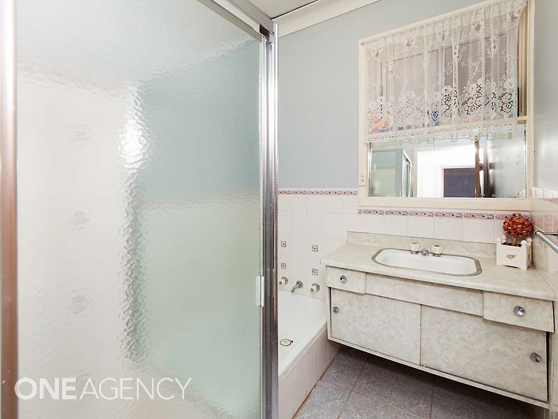 7 Dixon Street, Beaconsfield WA 6162