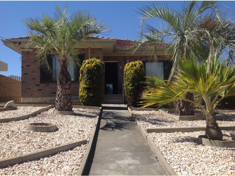 162 South Street, White Gum Valley WA 6162