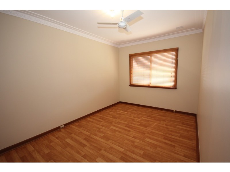 6 Ellement Parade, Coogee WA 6166