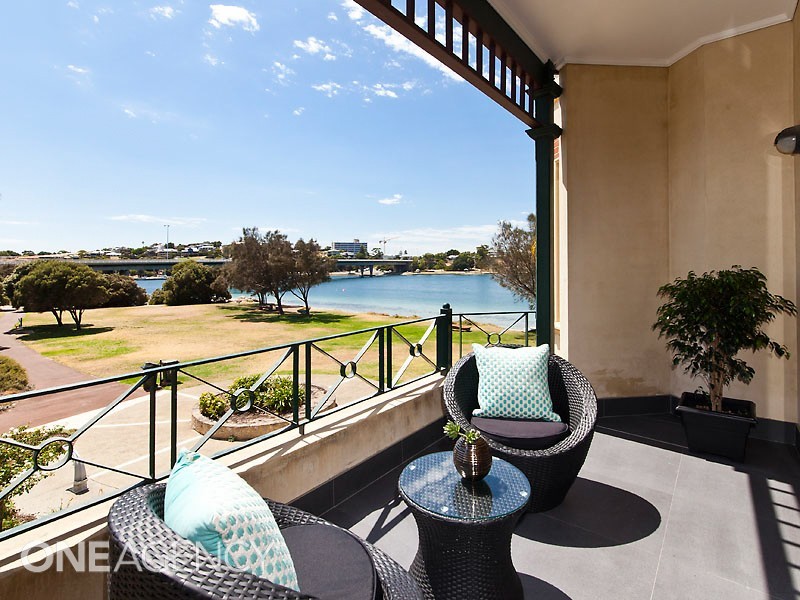 9/12 Doepel Street, North Fremantle WA 6159