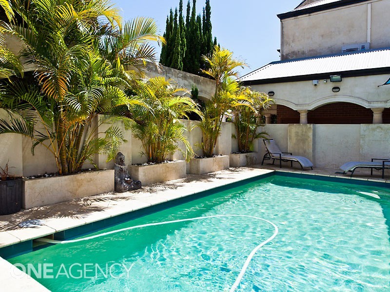 9/12 Doepel Street, North Fremantle WA 6159