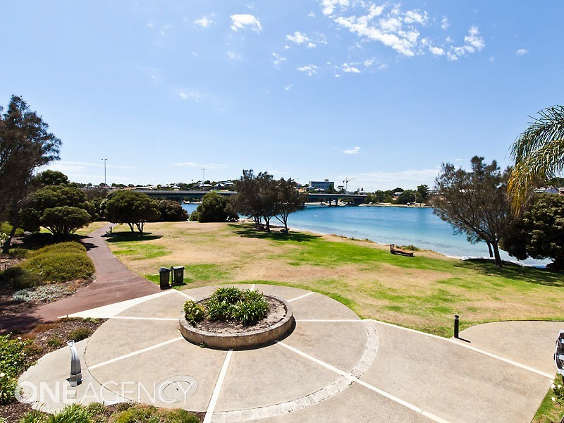 9/12 Doepel Street, North Fremantle WA 6159