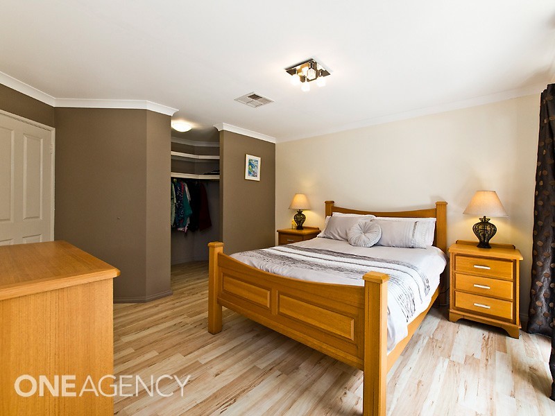 16 Fairmount Close, Bibra Lake WA 6163