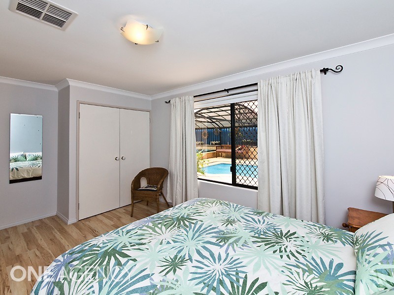 16 Fairmount Close, Bibra Lake WA 6163