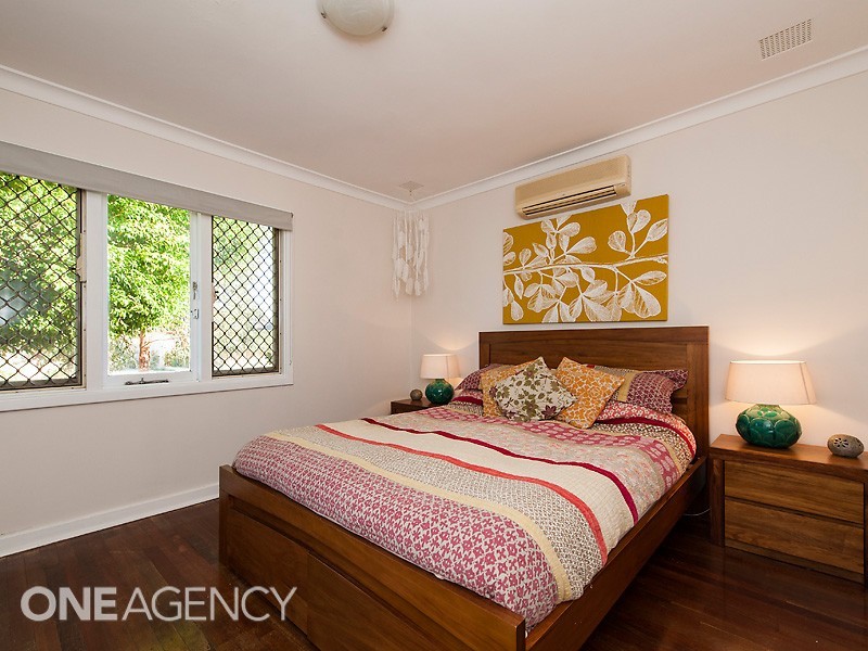 4A Paris Place, Coolbellup WA 6163