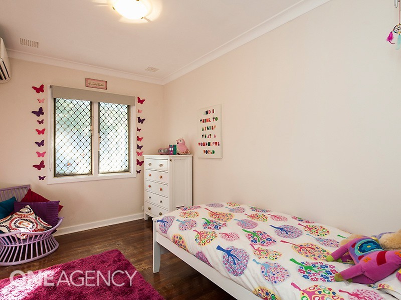 4A Paris Place, Coolbellup WA 6163