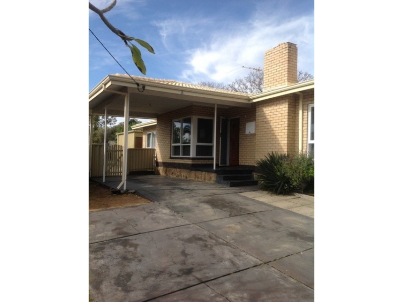 36 Pomfret Rd, Spearwood WA 6163