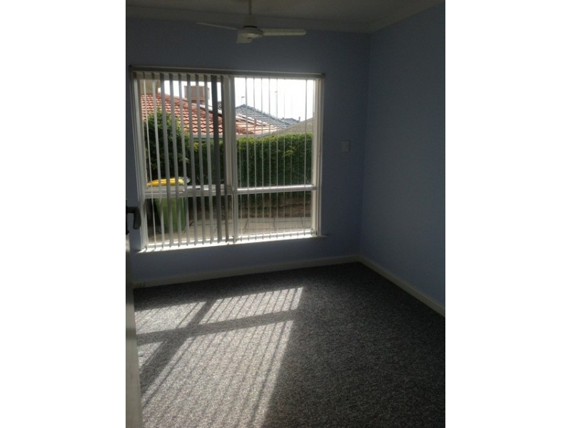 36 Pomfret Rd, Spearwood WA 6163