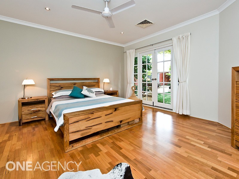 1B Norma Road, Alfred Cove WA 6154