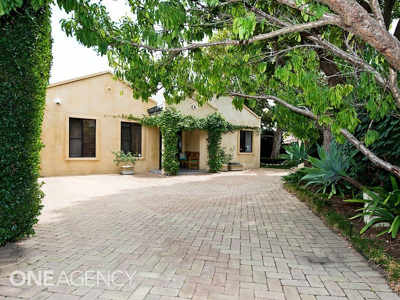 1B Norma Road, Alfred Cove WA 6154