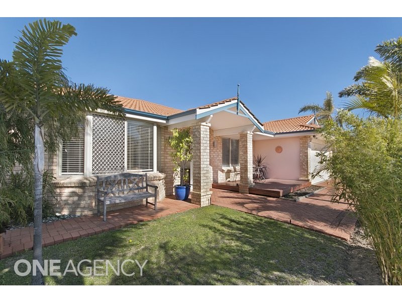 14 Provincial Mews, Bibra Lake WA 6163