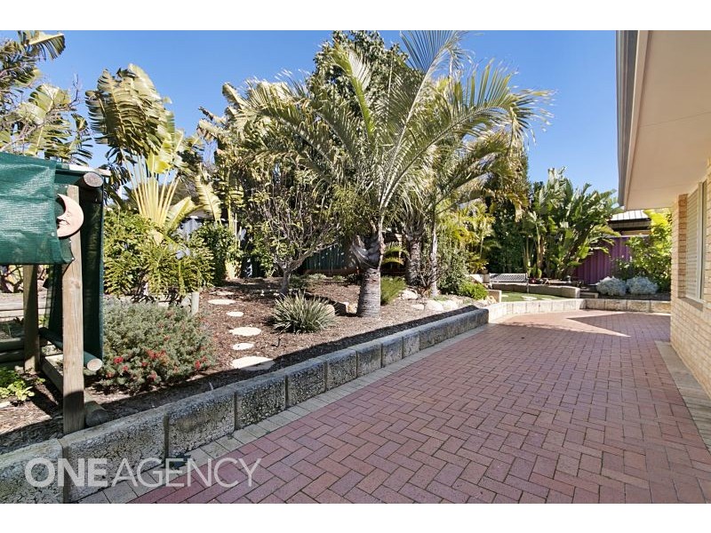 14 Provincial Mews, Bibra Lake WA 6163