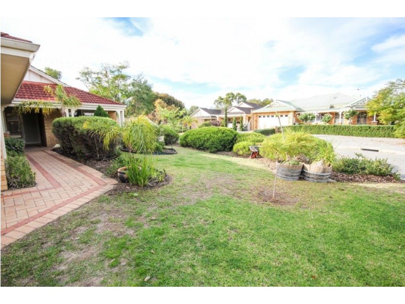 6 Goy Court, Palmyra WA 6157