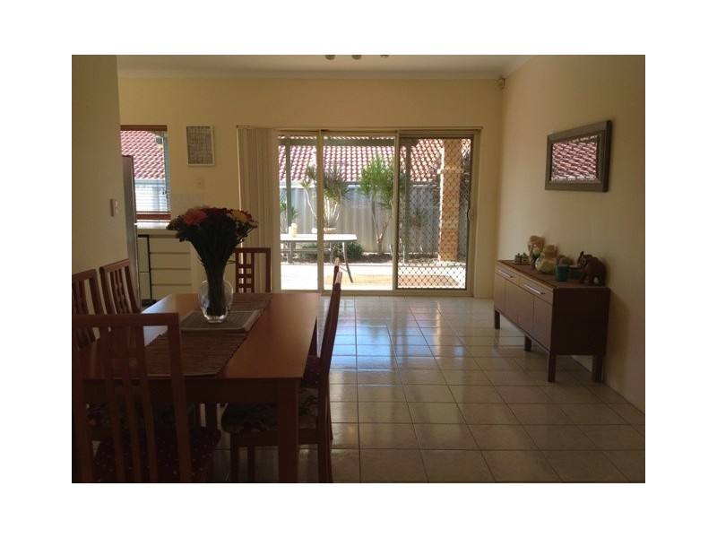 16 Paddington Court, Bibra Lake WA 6163