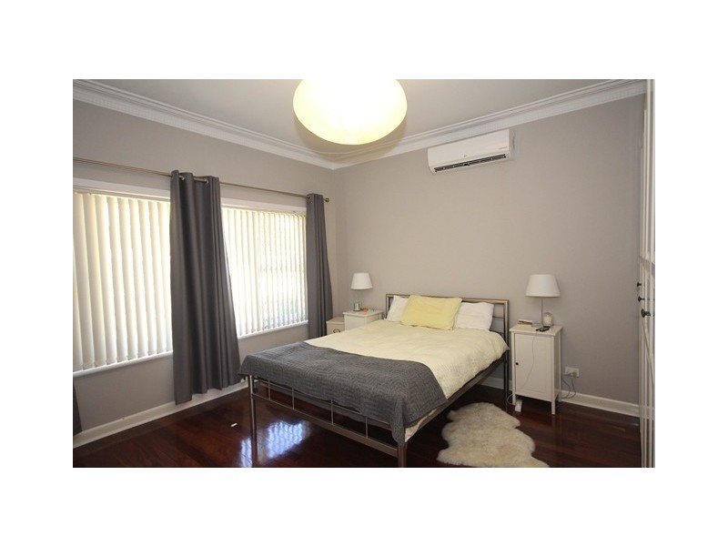 290 Marmion Street, Melville WA 6156