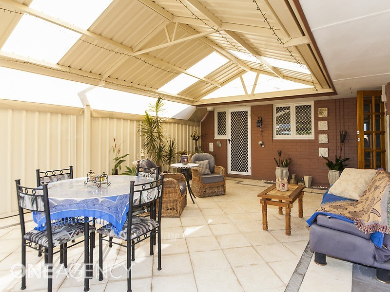 31 Rambures Way, Hamilton Hill WA 6163