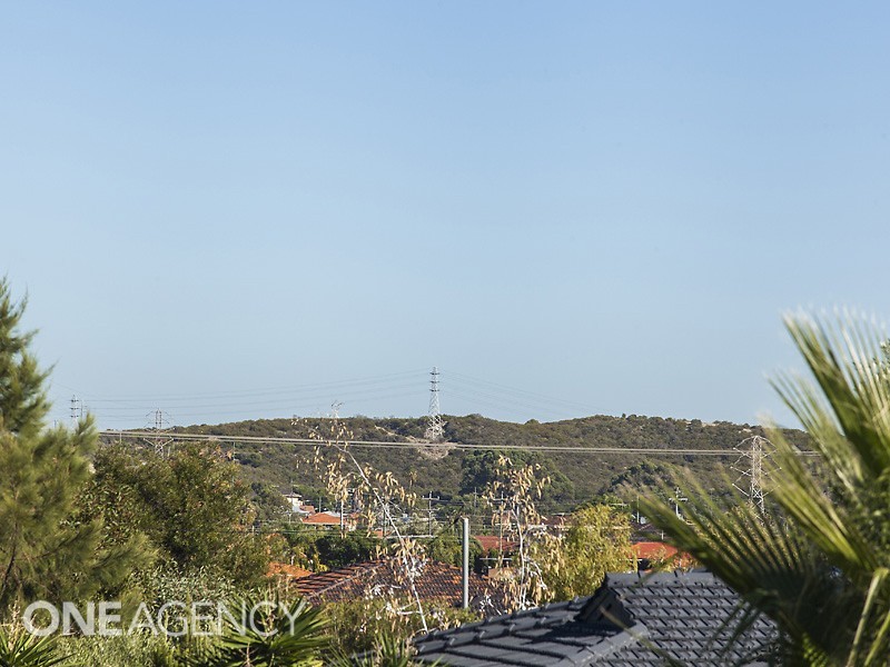 31 Rambures Way, Hamilton Hill WA 6163