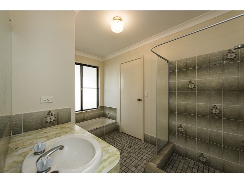 107 Elderberry Drive, South Lake WA 6164