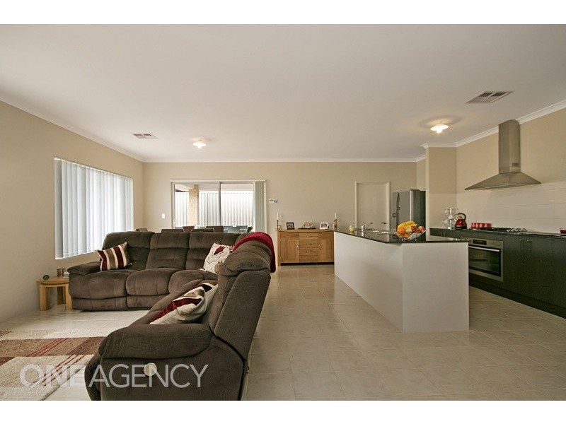 6 Prolog Link, Munster WA 6166