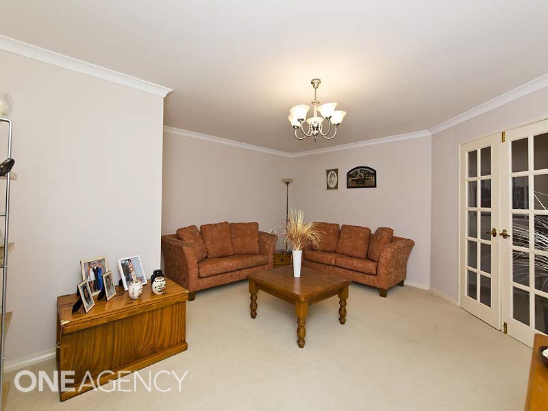 63 Cheriton Drive, Carramar WA 6031